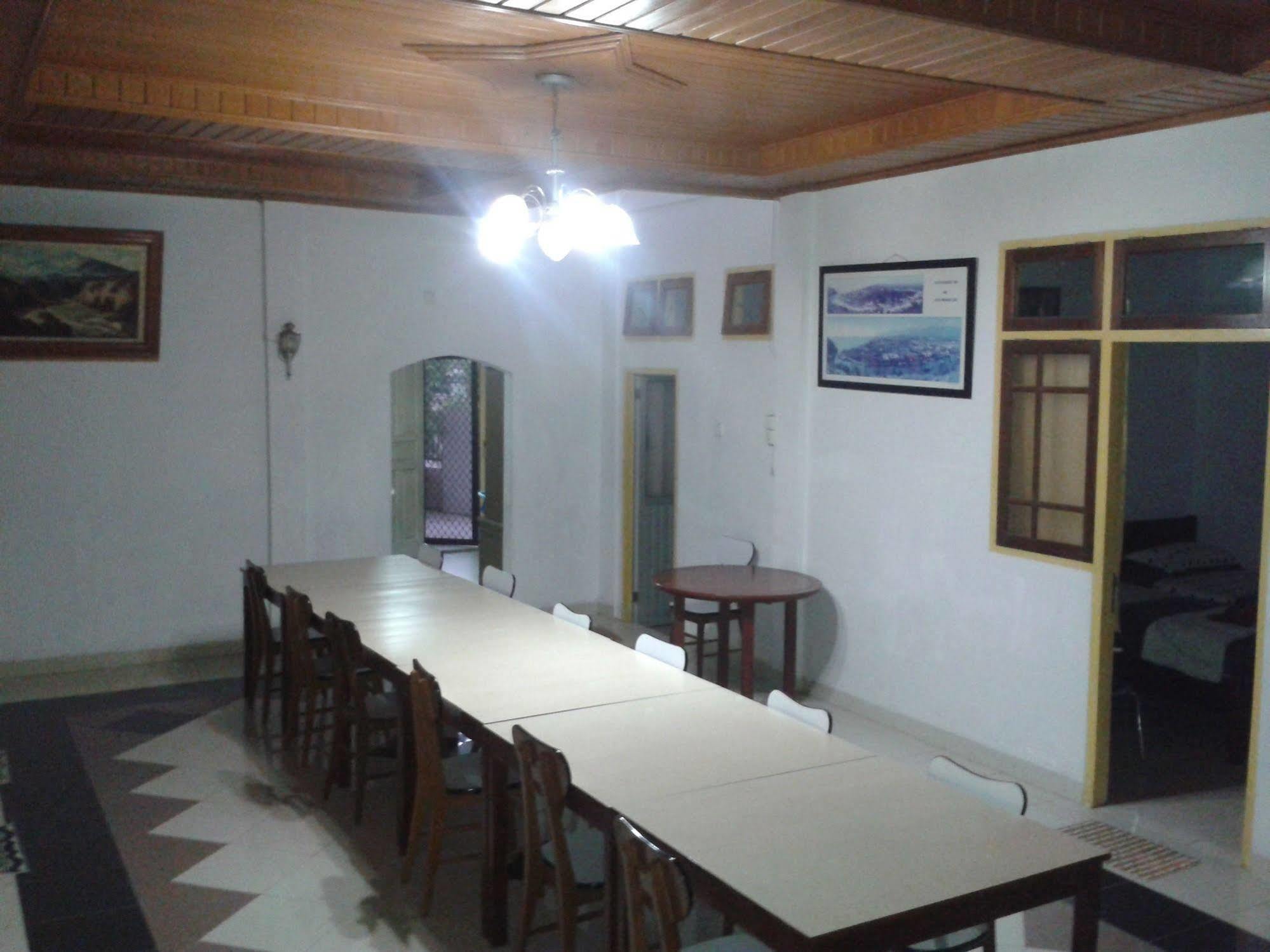 Wisma Mutiara Padang  Ngoại thất bức ảnh
