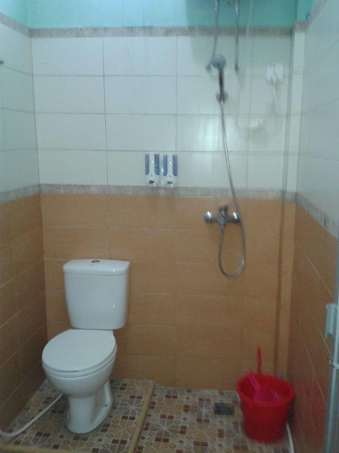 Wisma Mutiara Padang  Ngoại thất bức ảnh